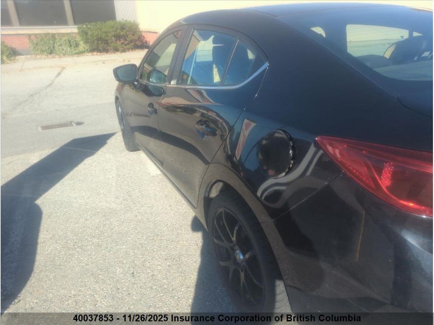 2018 Mazda 3 Grand Touring VIN: 3MZBN1W37JM194720 Lot: 40037853