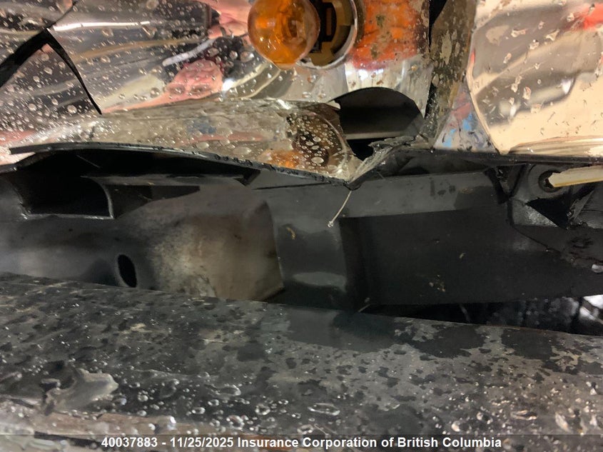 1999 Ford F350 VIN: 1FTSX30S0XEA76807 Lot: 40037883