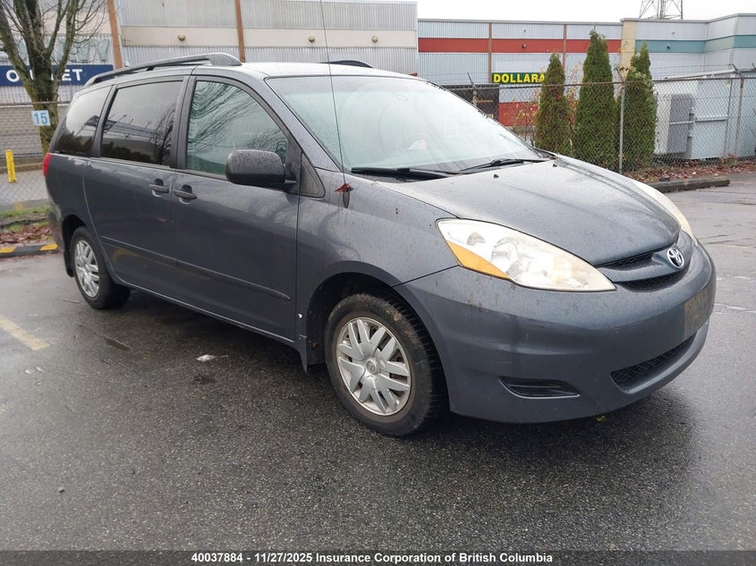5TDZK4CC2AS322426 2010 TOYOTA SIENNA photo no. 16