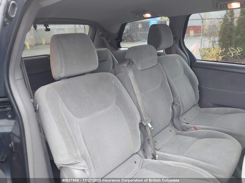 2010 Toyota Sienna Ce VIN: 5TDZK4CC2AS322426 Lot: 40037884