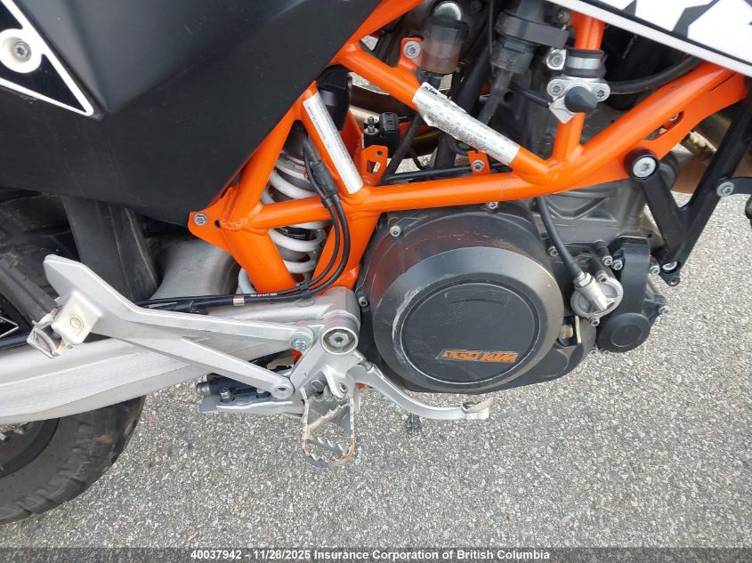 2014 Ktm 690 Enduro R VIN: VBKLET405EM762362 Lot: 40037942