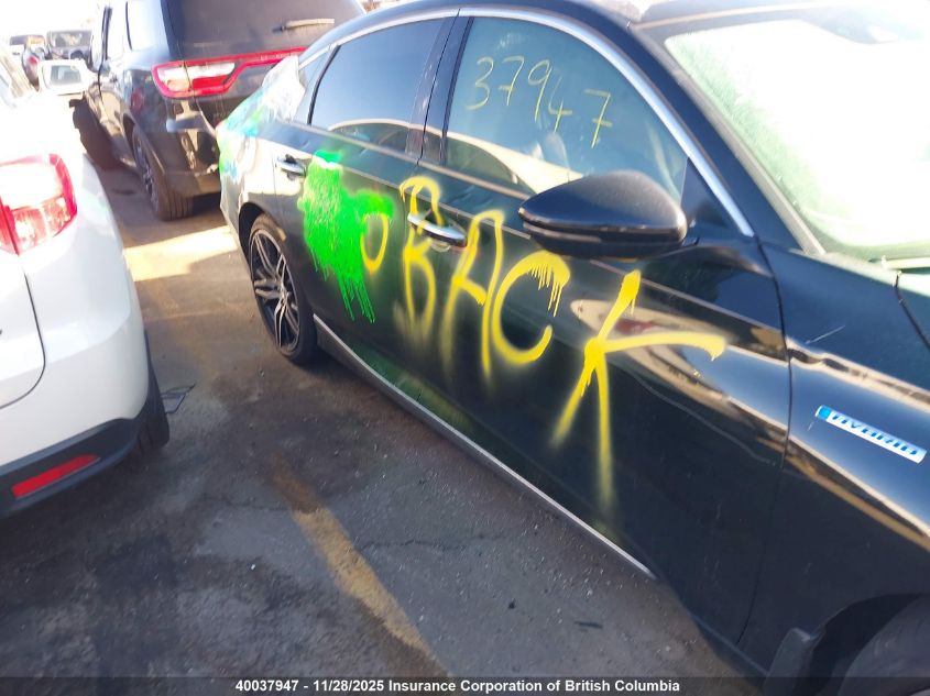 2022 Honda Accord Touring Hybrid VIN: 1HGCV3F97NA800433 Lot: 40037947