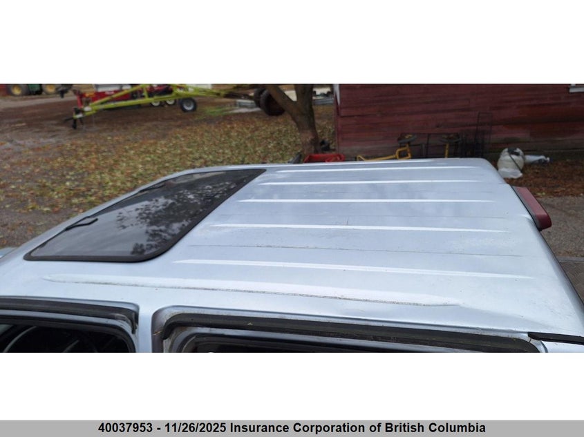 1N6ED27Y7YC336253 2000 NISSAN NAVARA (FRONTIER) photo no. 9