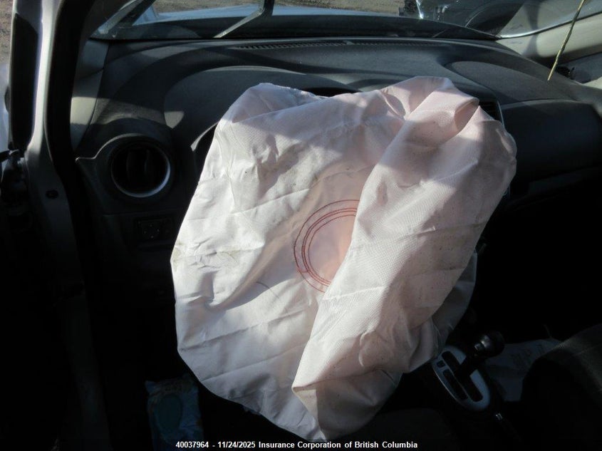 2014 Nissan Versa VIN: 3N1CE2CP2EL394522 Lot: 40037964