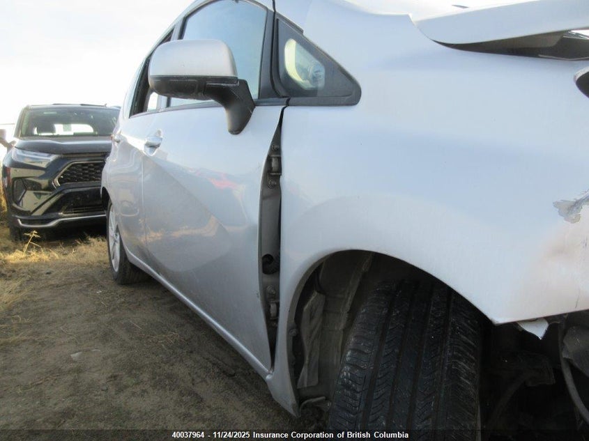 2014 Nissan Versa VIN: 3N1CE2CP2EL394522 Lot: 40037964