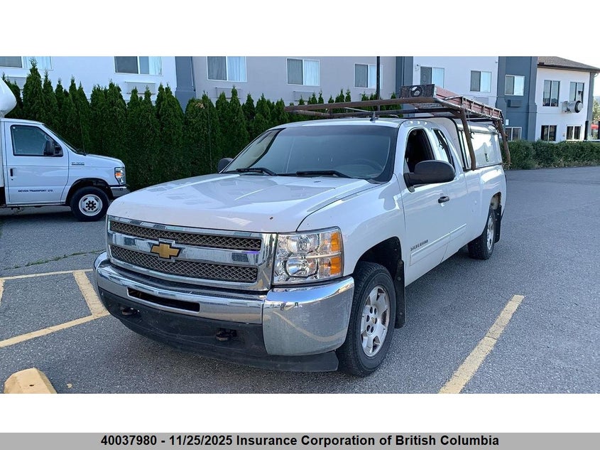 1GCRKSE06DZ117301 2013 CHEVROLET SILVERADO photo no. 2