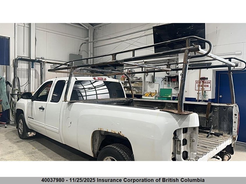 1GCRKSE06DZ117301 2013 CHEVROLET SILVERADO photo no. 31