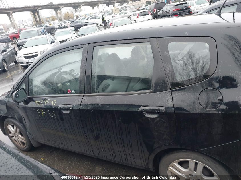 2008 Honda Fit VIN: JHMGD384X8S811279 Lot: 40038042