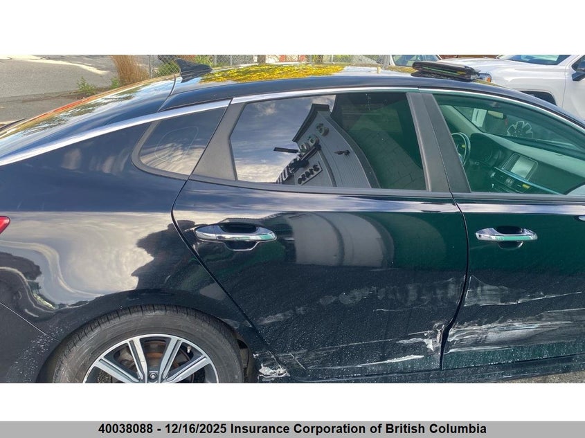 5XXGT4L38KG276740 2019 KIA OPTIMA photo no. 2