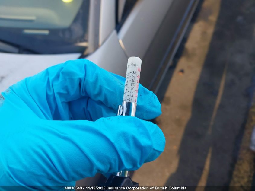 2003 Honda Civic Dx VIN: 2HGES16483H930875 Lot: 40036549