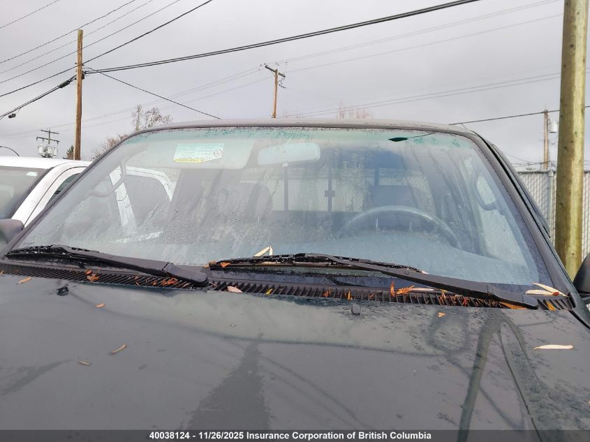 1999 Toyota Tacoma Xtracab VIN: 4TAWN72N3XZ522135 Lot: 40038124