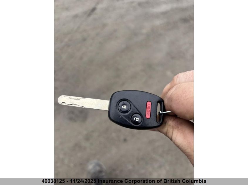 2013 Honda Fit VIN: LUCGE8H50D3002426 Lot: 40038125