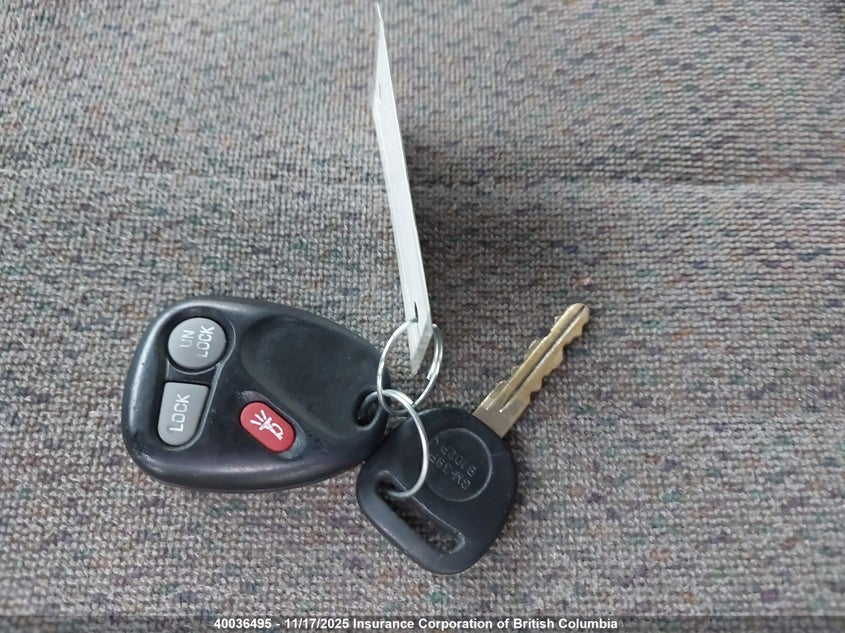 2005 Chevrolet Astro VIN: 1GNDM19X35B121586 Lot: 40036495