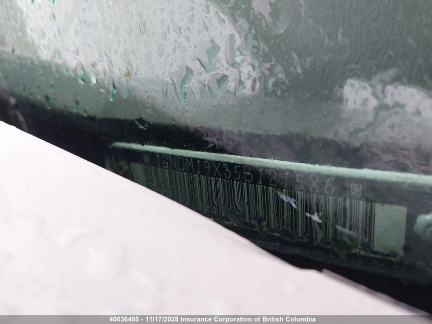 2005 Chevrolet Astro VIN: 1GNDM19X35B121586 Lot: 40036495