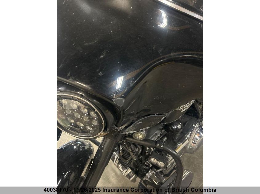 2011 Harley-Davidson Flhx VIN: 5HD1KB4A3BB621955 Lot: 40038170