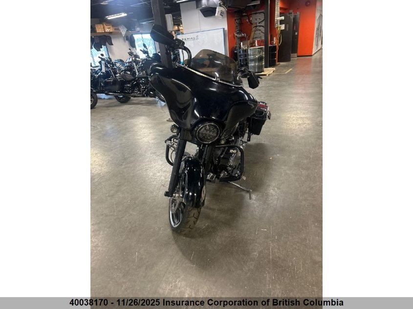 2011 Harley-Davidson Flhx VIN: 5HD1KB4A3BB621955 Lot: 40038170