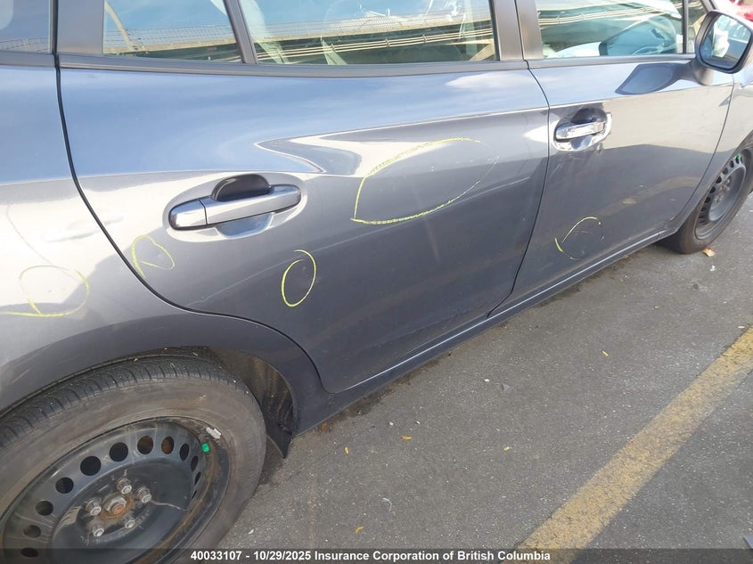 2017 Subaru Impreza VIN: 4S3GTAA63H3712169 Lot: 40033107