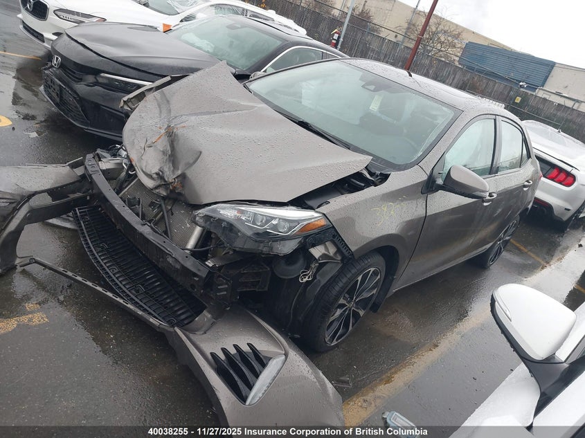 2T1BURHE7JC993893 2018 TOYOTA COROLLA photo no. 2