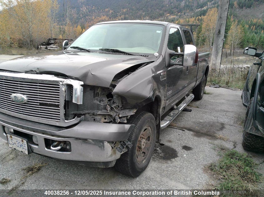 1FTWW31PX6EC84285 2006 FORD F350 photo no. 2