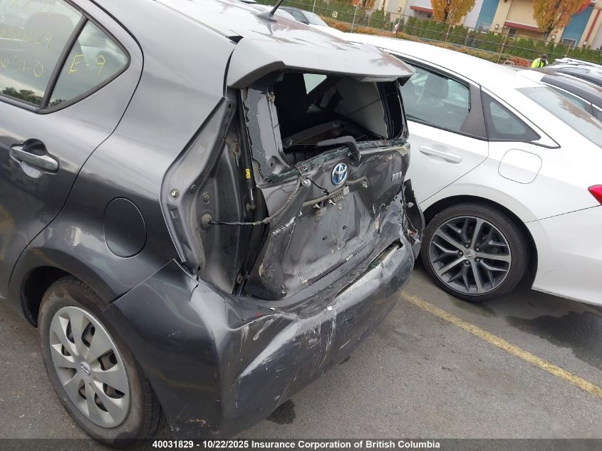 2012 Toyota Prius C VIN: JTDKDTB34C1500716 Lot: 40031829