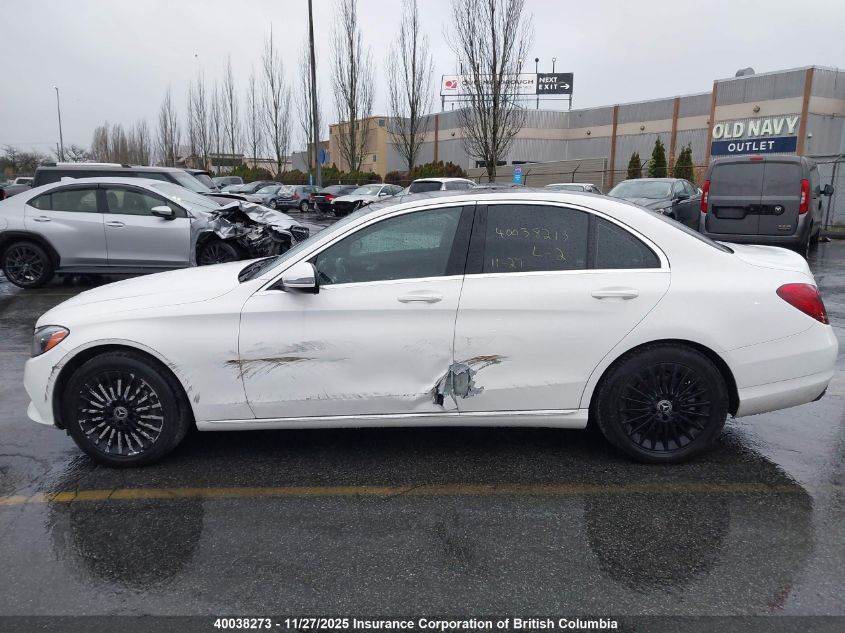 2017 Mercedes-Benz C 300 4Matic VIN: 55SWF4KB8HU210761 Lot: 40038273