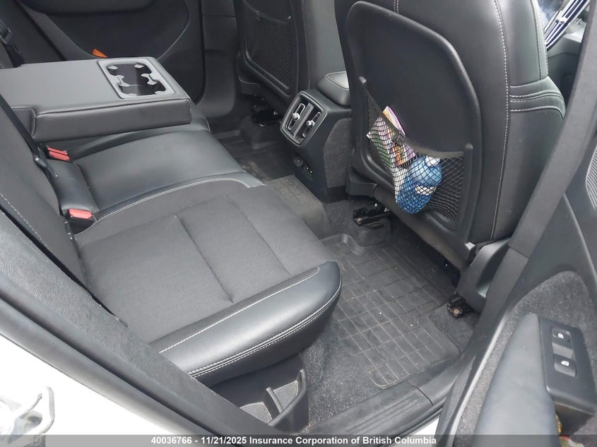 2020 Volvo Xc40 T5 Momentum VIN: YV4162UK4L2306845 Lot: 40036766