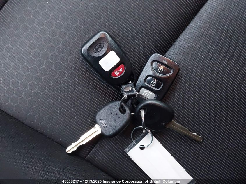 2017 Hyundai Elantra Gl VIN: KMHD84LF2HU379116 Lot: 40038217