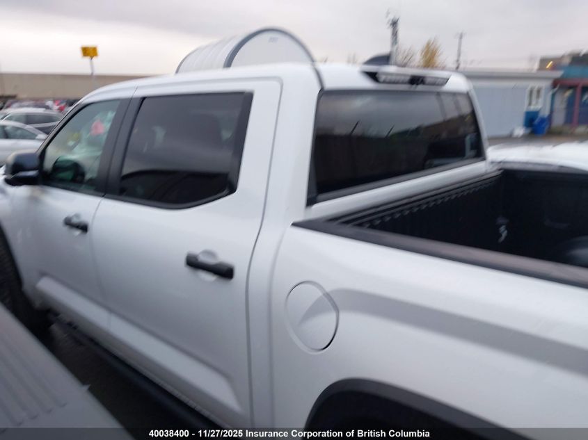 2025 Toyota Tundra Crewmax Limited/Crewmax Trd Pro VIN: 5TFPC5DB9SX086272 Lot: 40038400