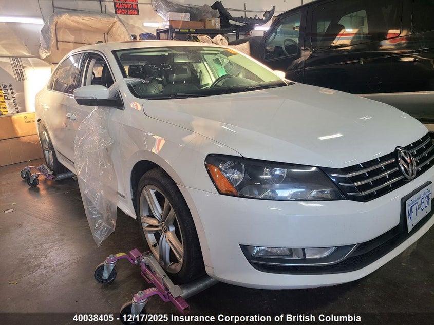 1VWCN7A34DC073180 2013 VOLKSWAGEN PASSAT photo no. 2