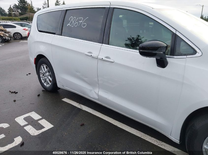 2025 Chrysler Grand Caravan Sxt VIN: 2C4RC1ZG3SR588053 Lot: 40028676