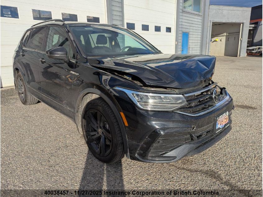 VOLKSWAGEN TIGUAN SE R-LINE BLACK