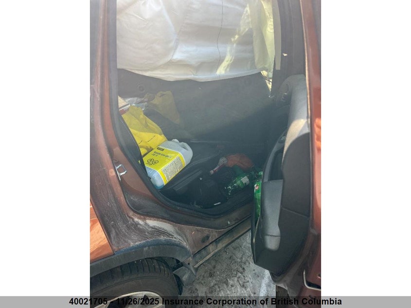 2017 Ford Escape Titanium VIN: 1FMCU9J93HUE10942 Lot: 40021705