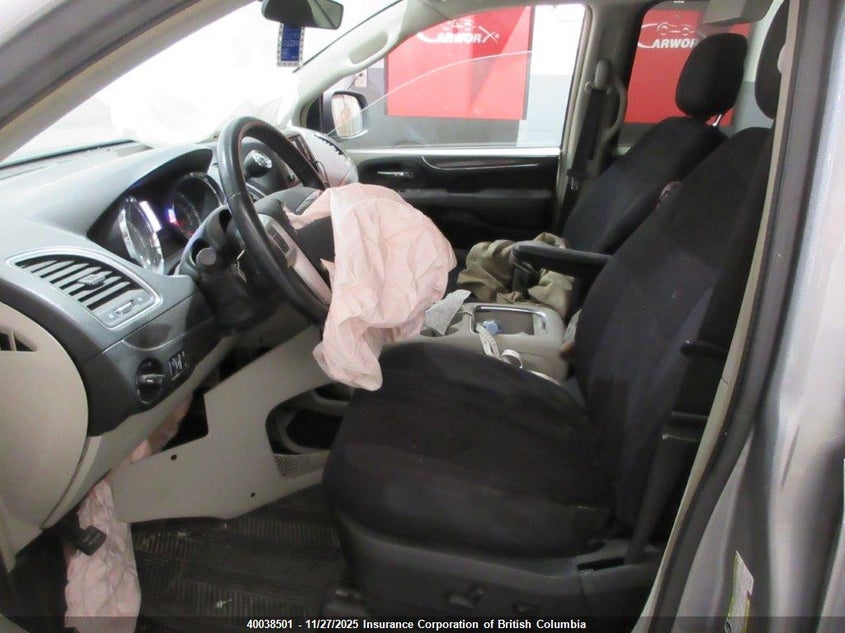 2C4RC1BGXFR720984 2015 CHRYSLER TOWN & COUNTRY photo no. 9