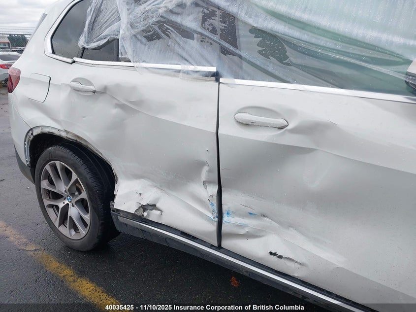 2021 BMW X5 xDrive40I VIN: 5UXCR6C01M9F45225 Lot: 40035425