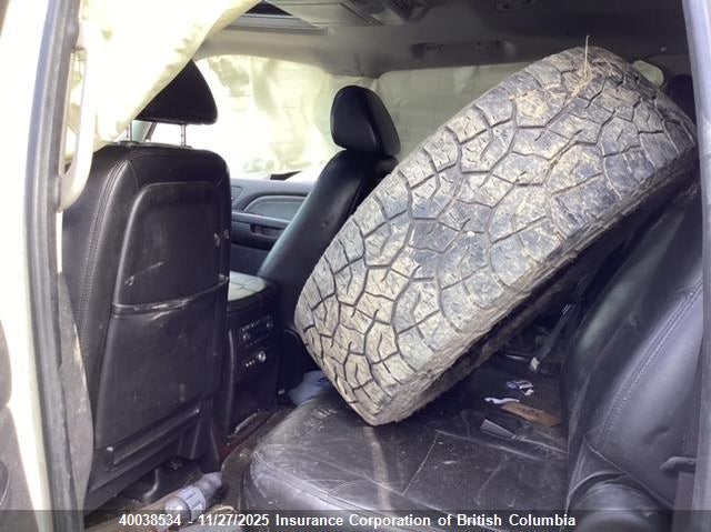 2008 Cadillac Escalade Esv VIN: 1GYFK66878R233038 Lot: 40038534