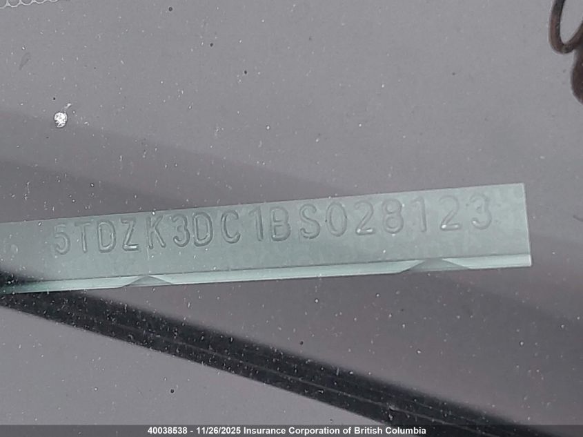 2011 Toyota Sienna VIN: 5TDZK3DC1BS028123 Lot: 40038538