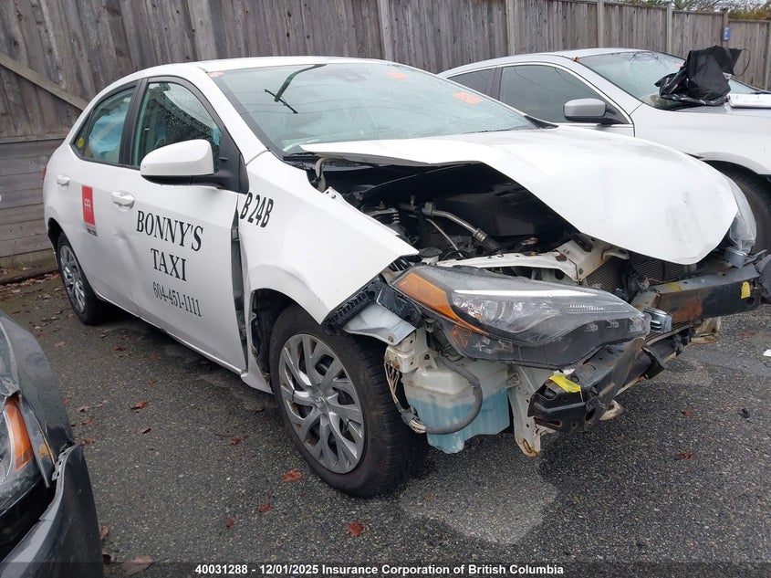 2T1BURHE2JC112906 2018 TOYOTA COROLLA photo no. 24