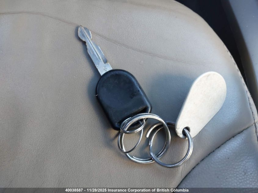 2009 Ford Focus VIN: 1FAHP36N79W213546 Lot: 40038587