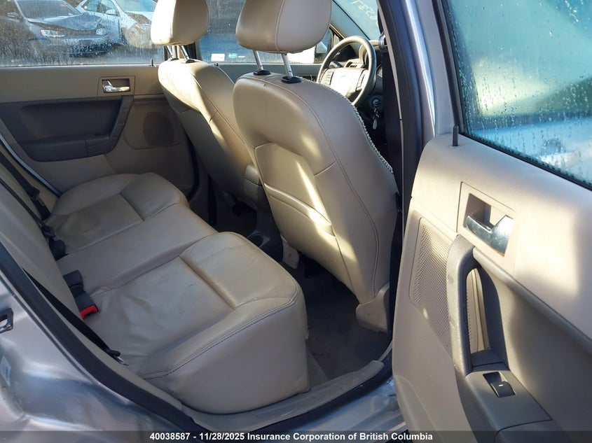 2009 Ford Focus VIN: 1FAHP36N79W213546 Lot: 40038587