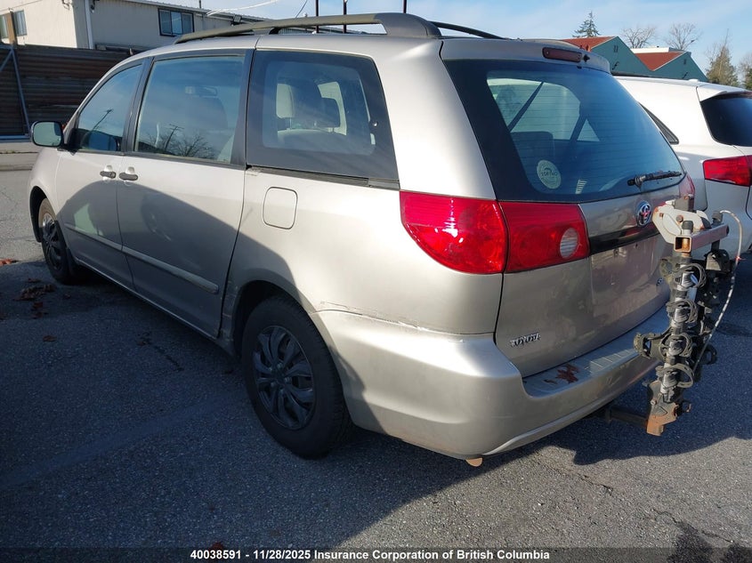 5TDZK29C97S045536 2007 TOYOTA SIENNA photo no. 3