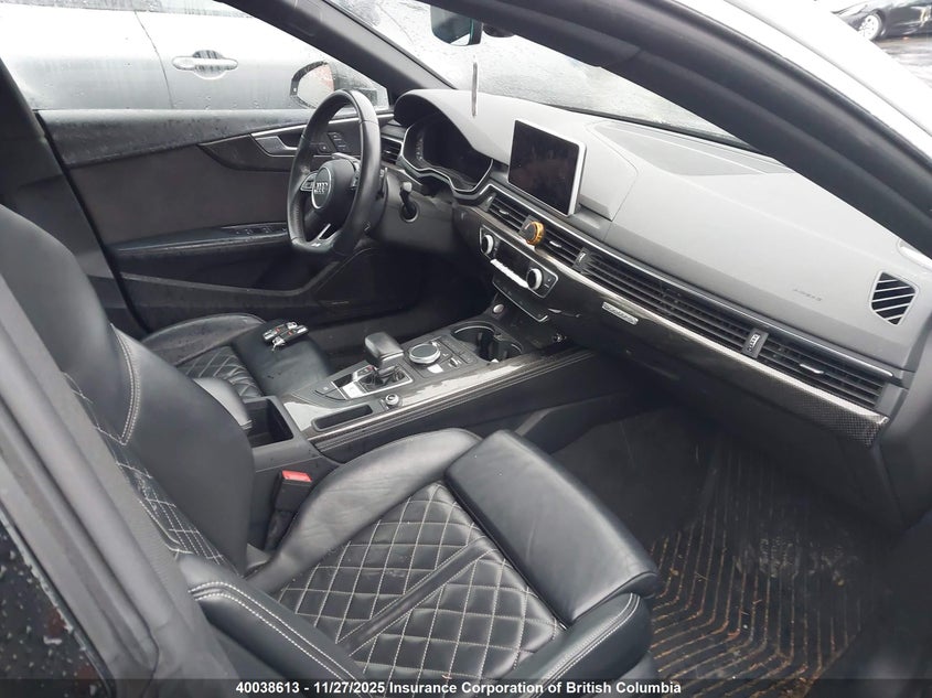 WAUC4CF5XJA075318 2018 AUDI S5 photo no. 5
