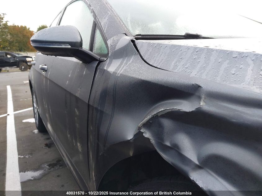 2016 Volkswagen Golf S/Se/Sel VIN: 3VW217AU4GM048413 Lot: 40031570