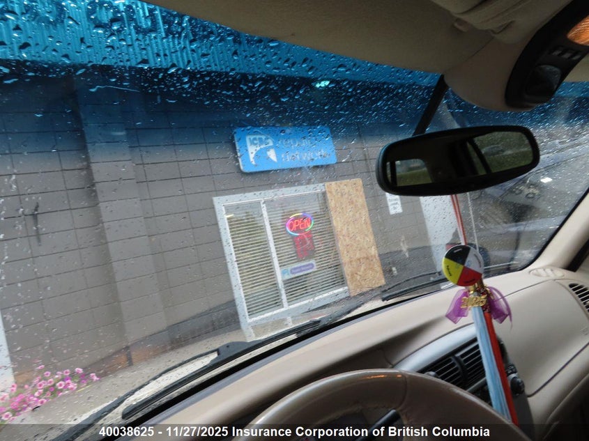 2005 Ford Explorer Sport Trac VIN: 1FMZU77K75UB92377 Lot: 40038625