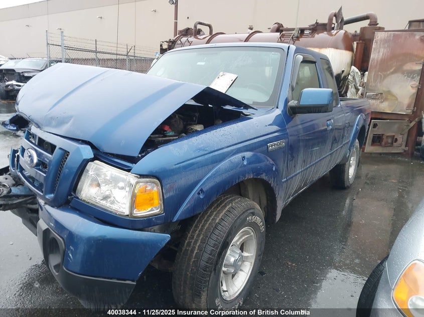 1FTKR4EEXBPA83019 2011 FORD RANGER photo no. 2