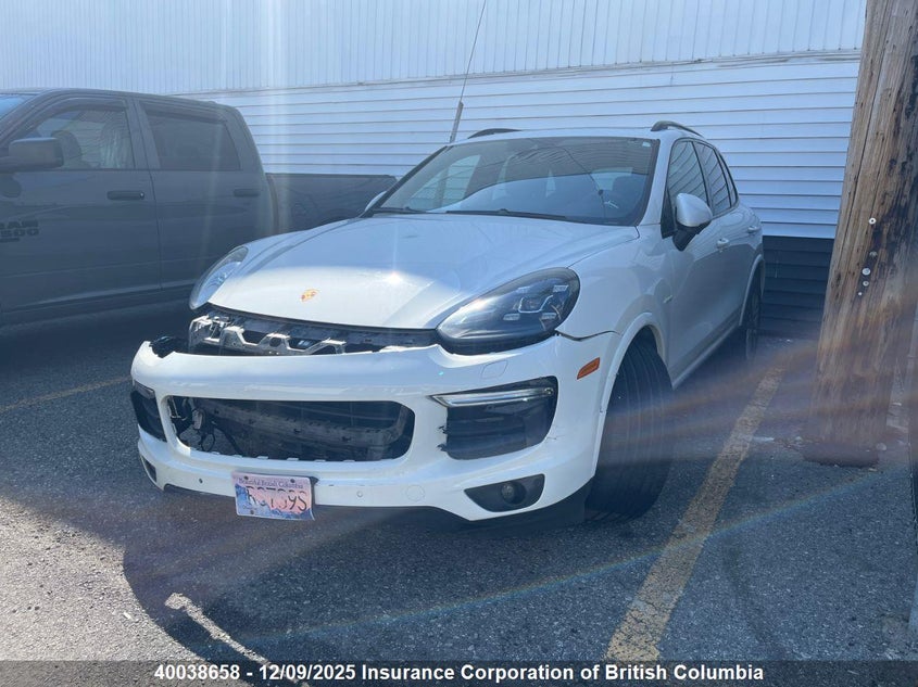 WP1AE2A20JLA72462 2018 PORSCHE CAYENNE photo no. 2