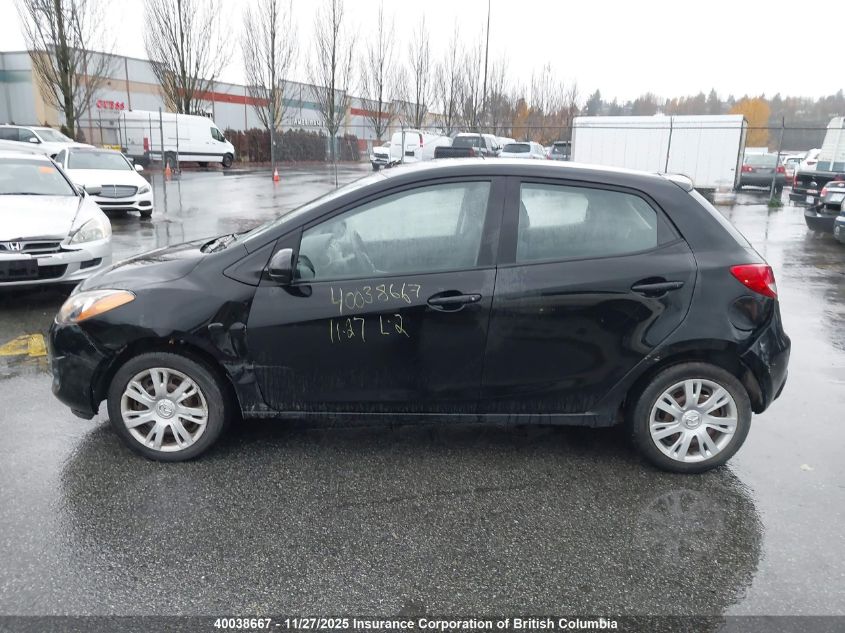 2011 Mazda Mazda2 VIN: JM1DE1HY1B0112733 Lot: 40038667