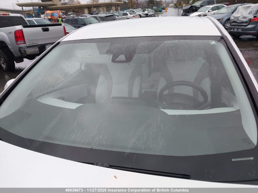 2022 Toyota Prius VIN: JTDKAMFP2N3215984 Lot: 40038673