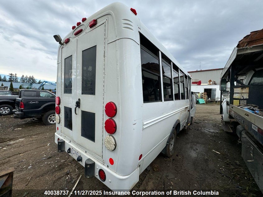 1GB3G2BG8D1165071 2013 CHEVROLET EXPRESS photo no. 4