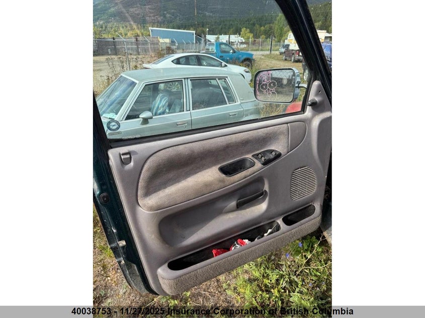 1B7KF26C6TJ183715 1996 DODGE RAM photo no. 8