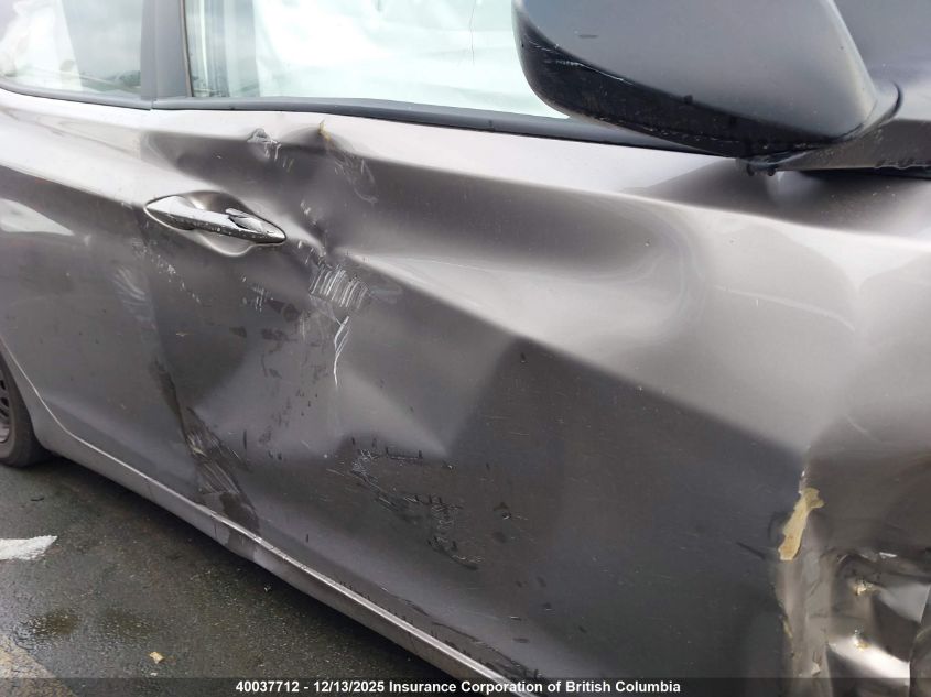 2014 Hyundai Elantra Se/Sport/Limited VIN: 5NPDH4AE7EH532237 Lot: 40037712